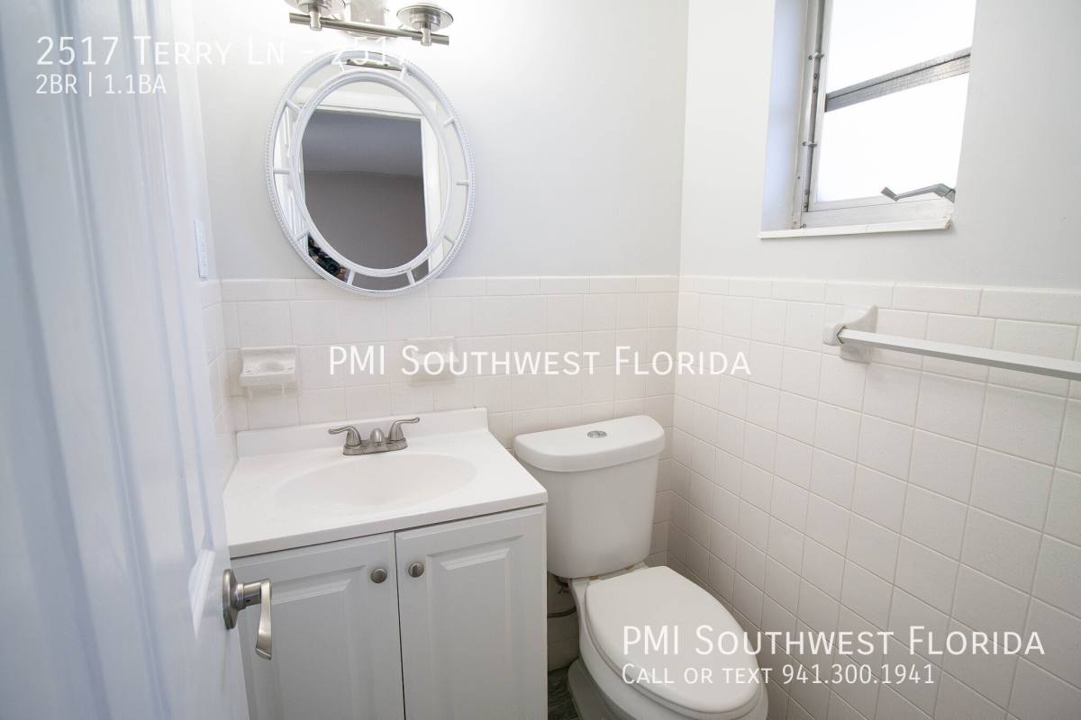 2517 Terry Lane, Sarasota, FL 34231 - Condo for Rent - Image 8