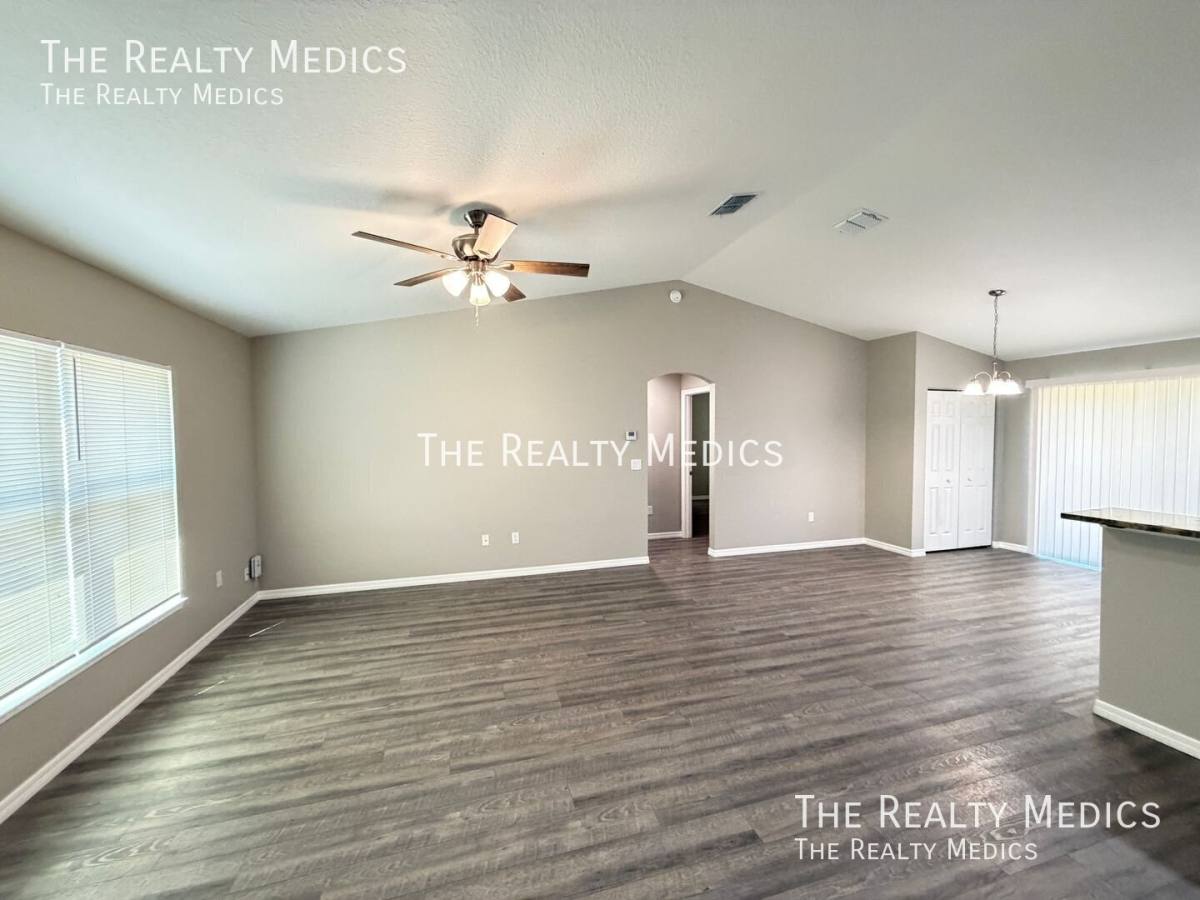 31 Pine Course Pass, Ocala, FL 34472 - House for Rent - Image 4