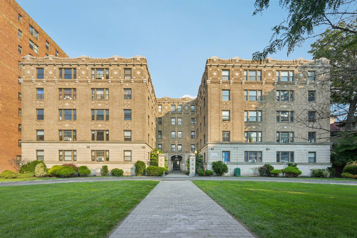 Apartment for rent at 120 S Harrison St #27, East Orange, NJ 07018