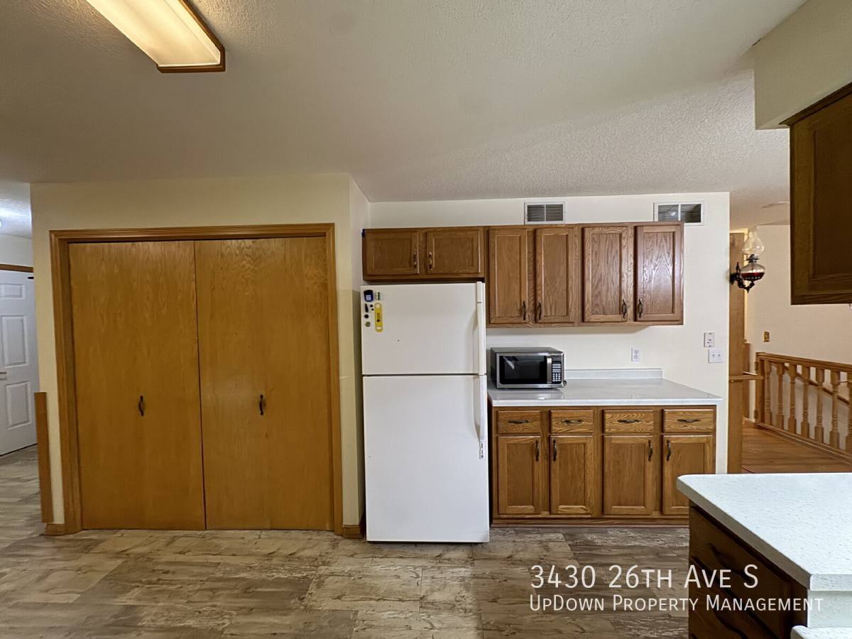 3430 26th Ave S, Minneapolis, MN 55406 - House for Rent - Image 8