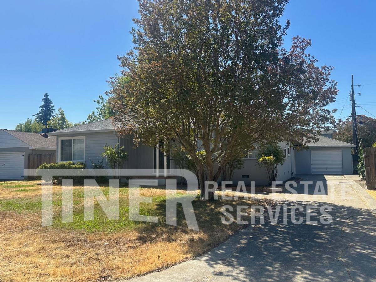 House for rent at 2228 22nd Ave, Sacramento, CA 95822