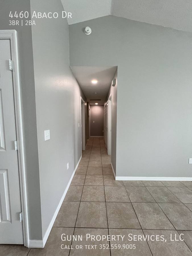4460 Abaco Dr, Tavares, FL 32778 - House for Rent - Image 3