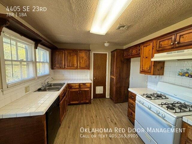 4405 SE 23rd, Del City, OK 73115 - House for Rent - Image 4