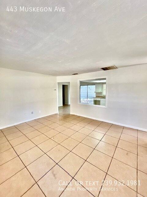 443 Muskegon Ave, Fort Myers, FL 33905 - House for Rent - Image 2