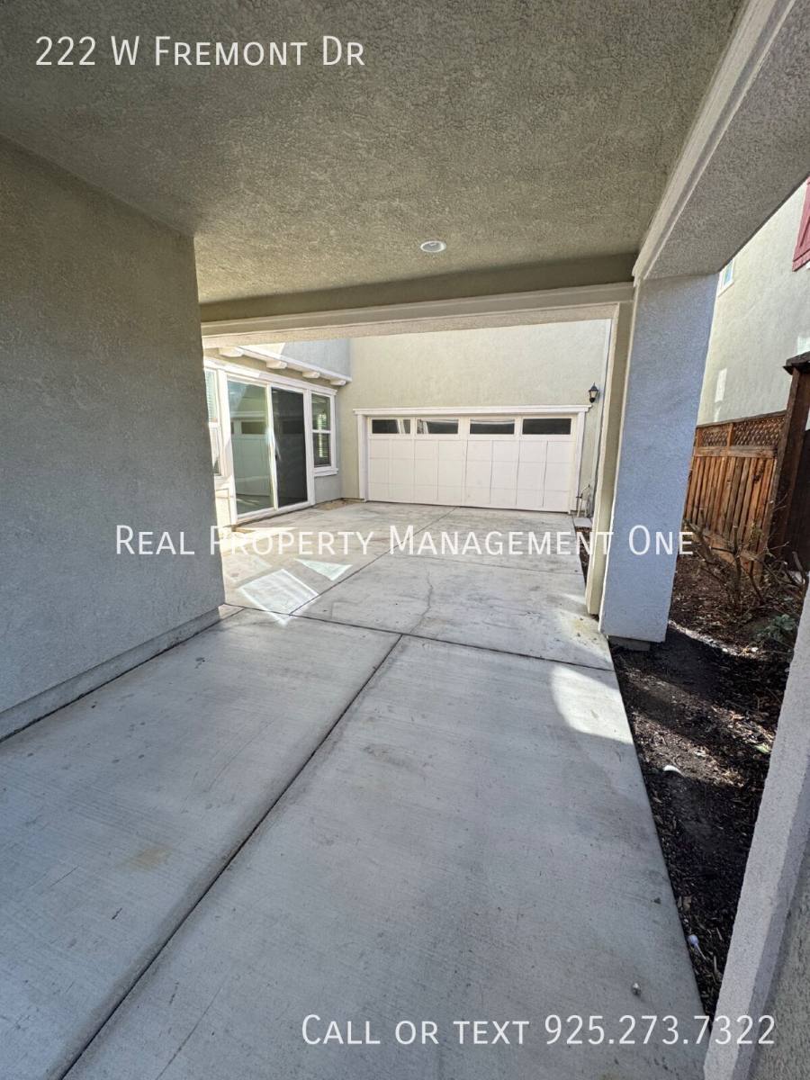 222 W Fremont Dr, Tracy, CA 95391 - House for Rent - Image 3