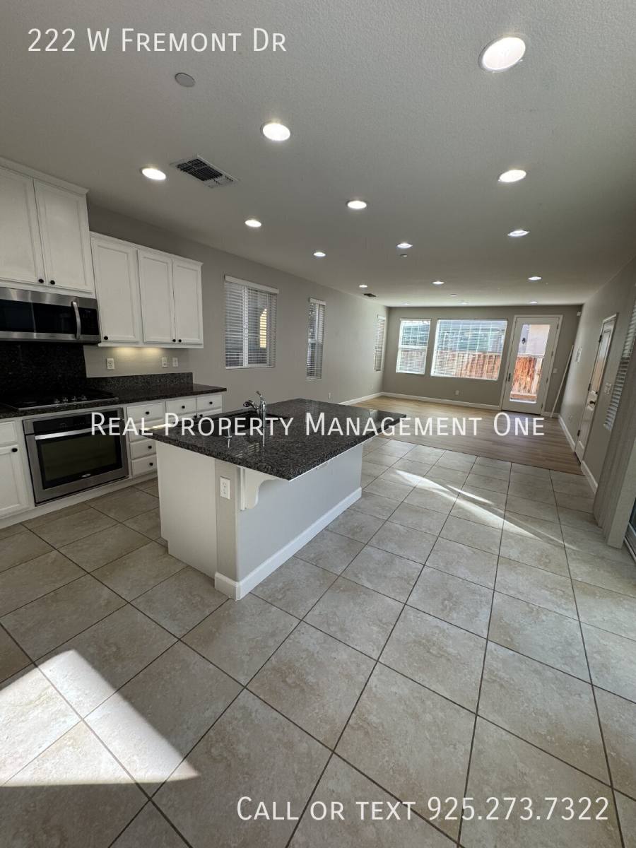 222 W Fremont Dr, Tracy, CA 95391 - House for Rent - Image 7