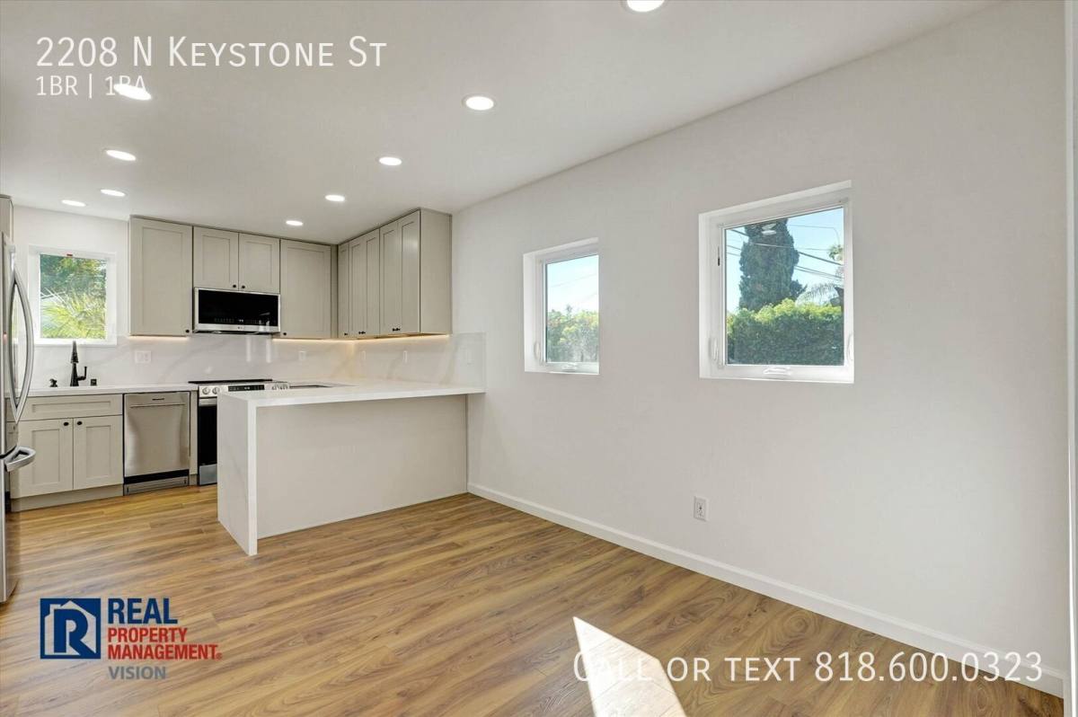 2208 N Keystone St, Burbank, CA 91504 - House for Rent - Image 5