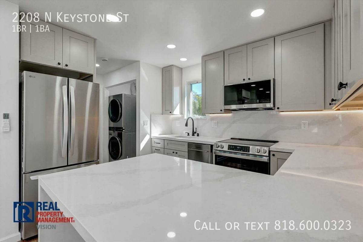 2208 N Keystone St, Burbank, CA 91504 - House for Rent - Image 10