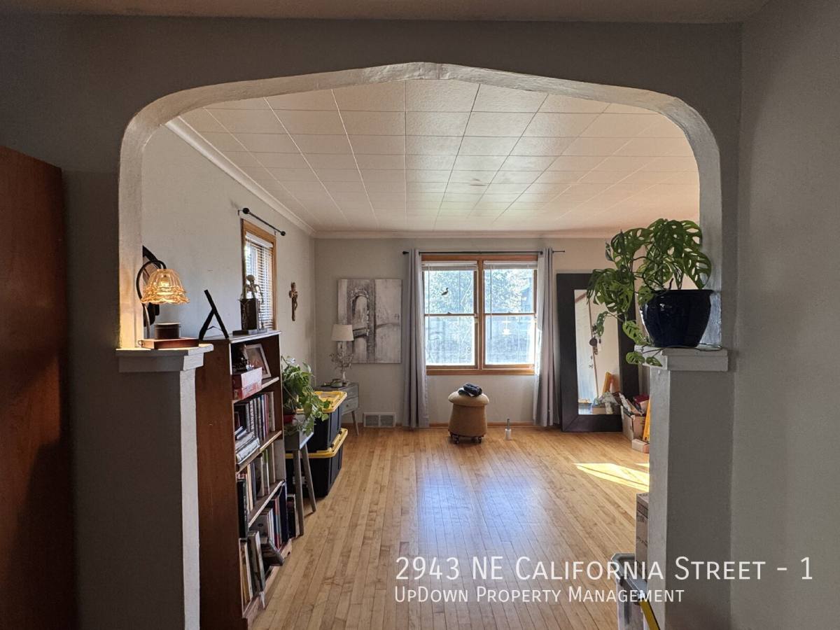 2943 NE California St #1, Minneapolis, MN 55418 - Apartment for Rent - Image 2