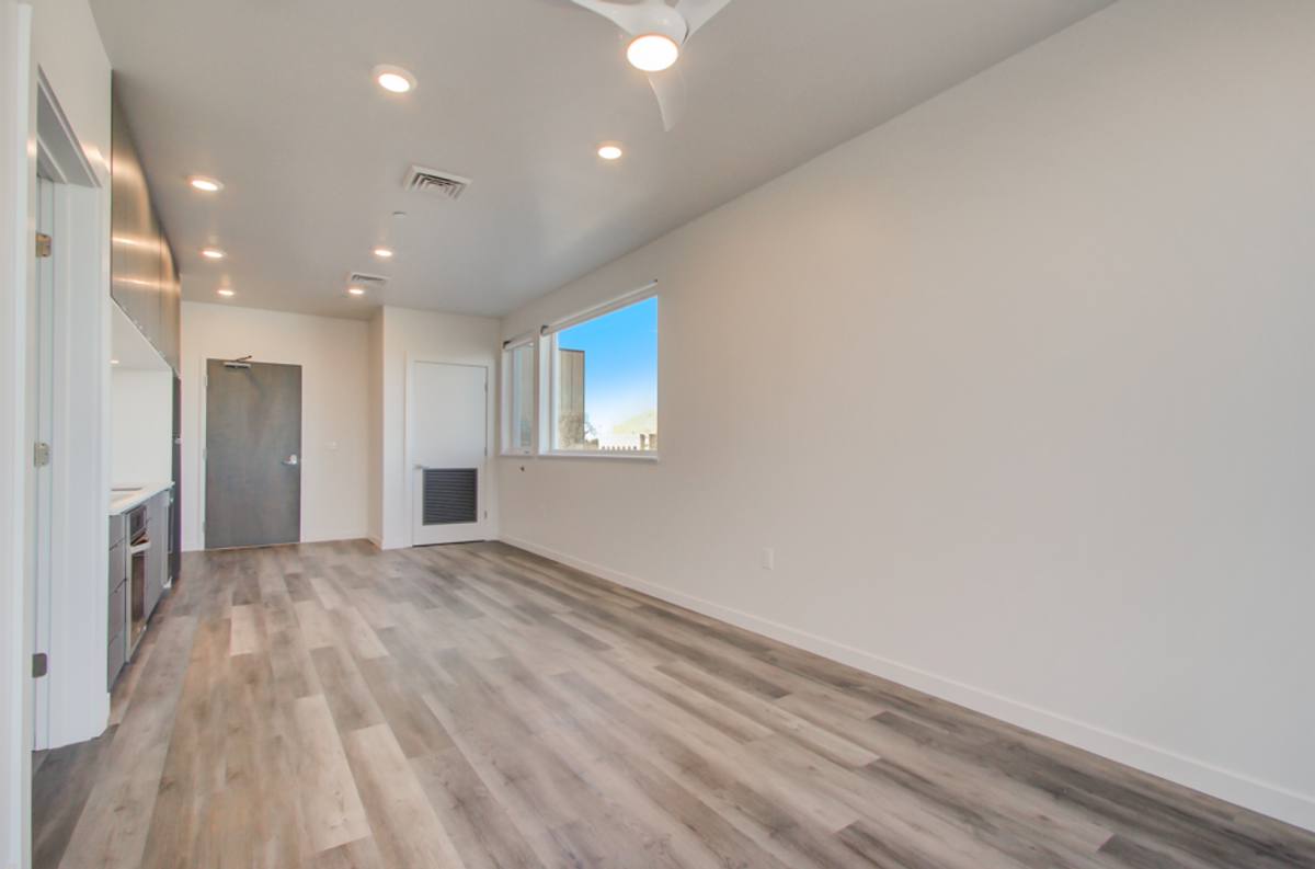 1026 17th St, Sacramento, CA 95814 - Apartment for Rent - Image 2