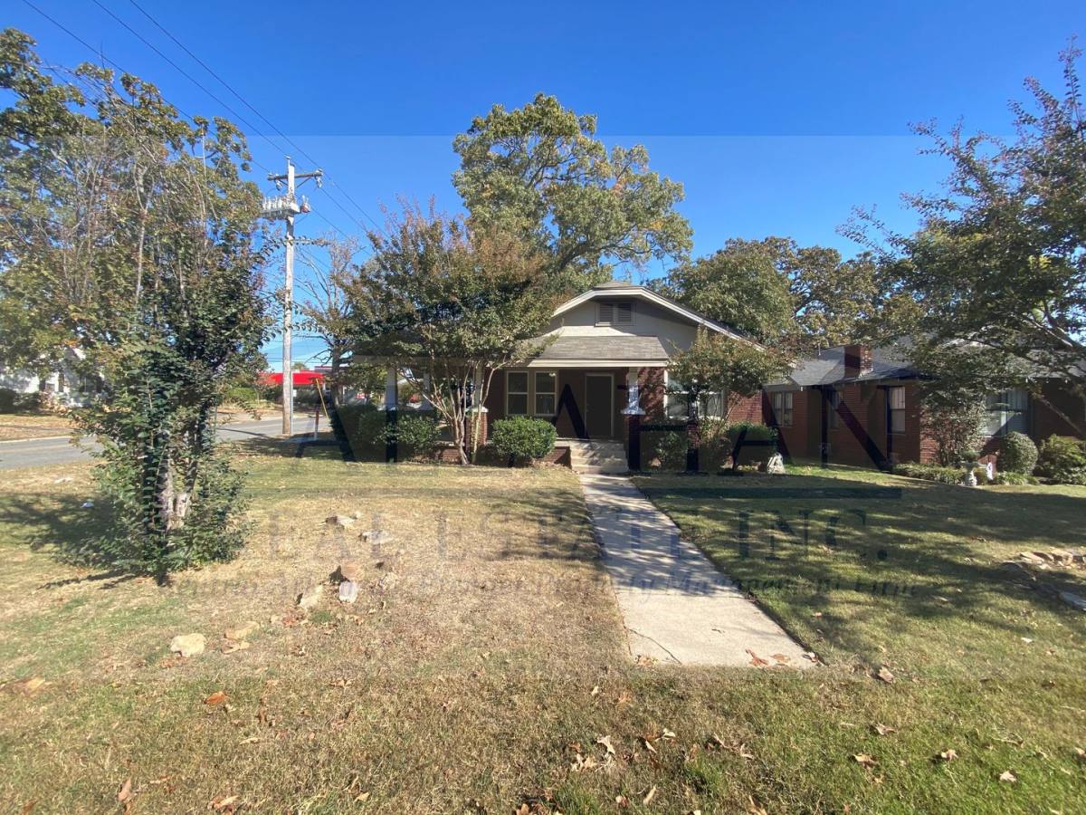 House for rent at 3324 N Cypress St, North Little Rock, AR 72116