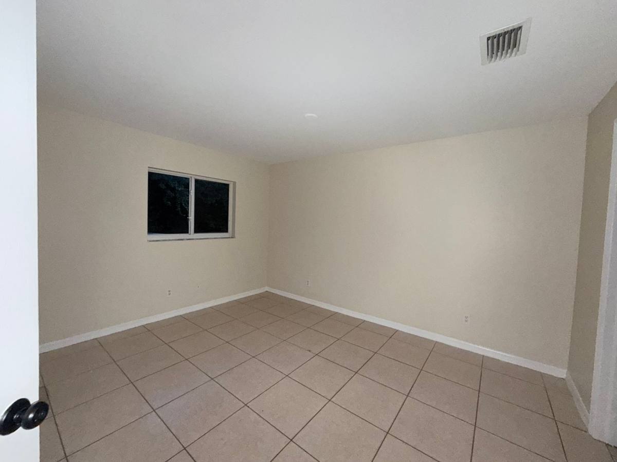4538 Golfview Blvd, Lehigh Acres, FL 33973 - Apartment for Rent - Image 8