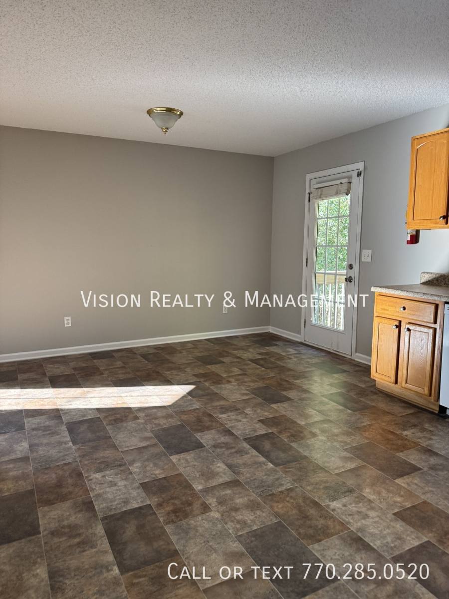 330 Lambert Overlook Circle, Carrollton, GA 30117 - House for Rent - Image 5