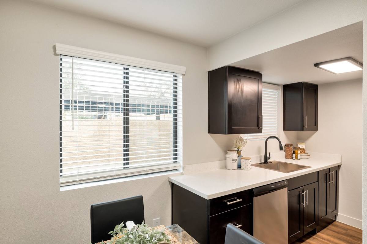 1827 E Lemon St, Tempe, AZ 85281 - Apartment for Rent - Image 8