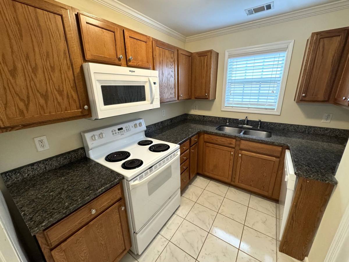 100 Pineview Court, Athens, GA 30606 - House for Rent - Image 7