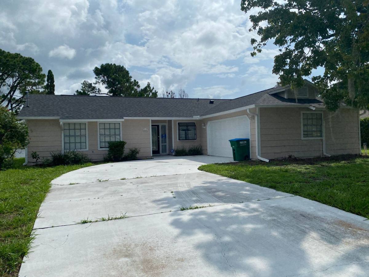 House for rent at 2496 Weatherford Dr, Deltona, FL 32738