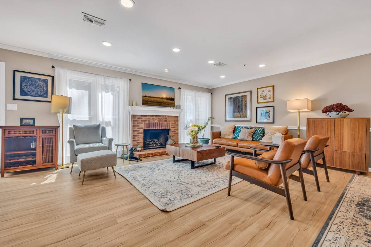 586 Saint James Walk SE, Marietta, GA 30067 - Townhouse for Rent - Image 1