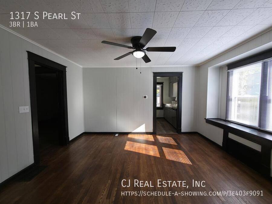 1317 S Pearl St, Independence, MO 64055 - House for Rent - Image 2