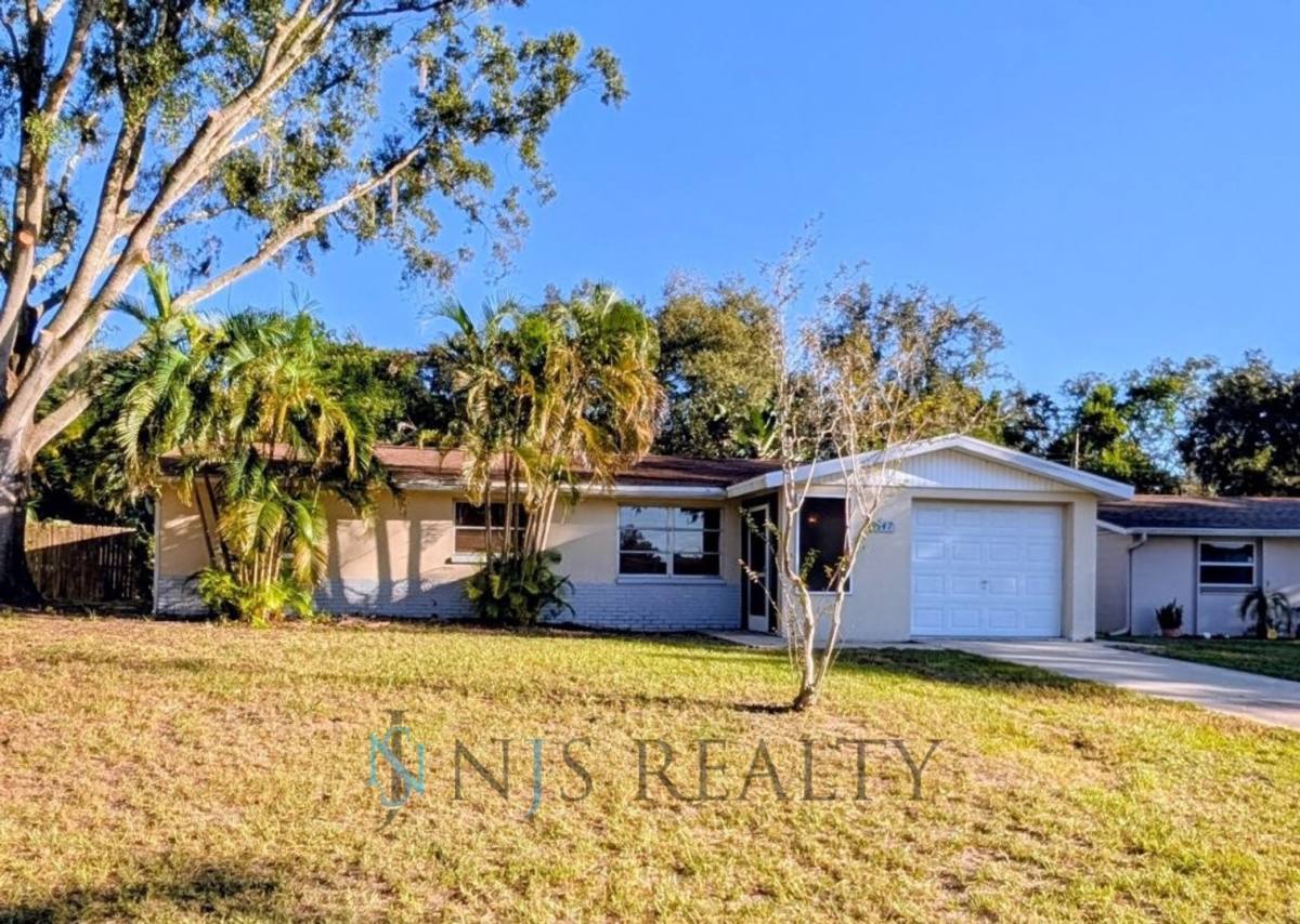 Apartment for rent at 5547 Oceanic Rd, Holiday, FL 34690