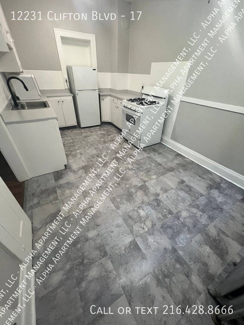 12231 Clifton Blvd #17, Lakewood, OH 44107 - Apartment for Rent - Image 10