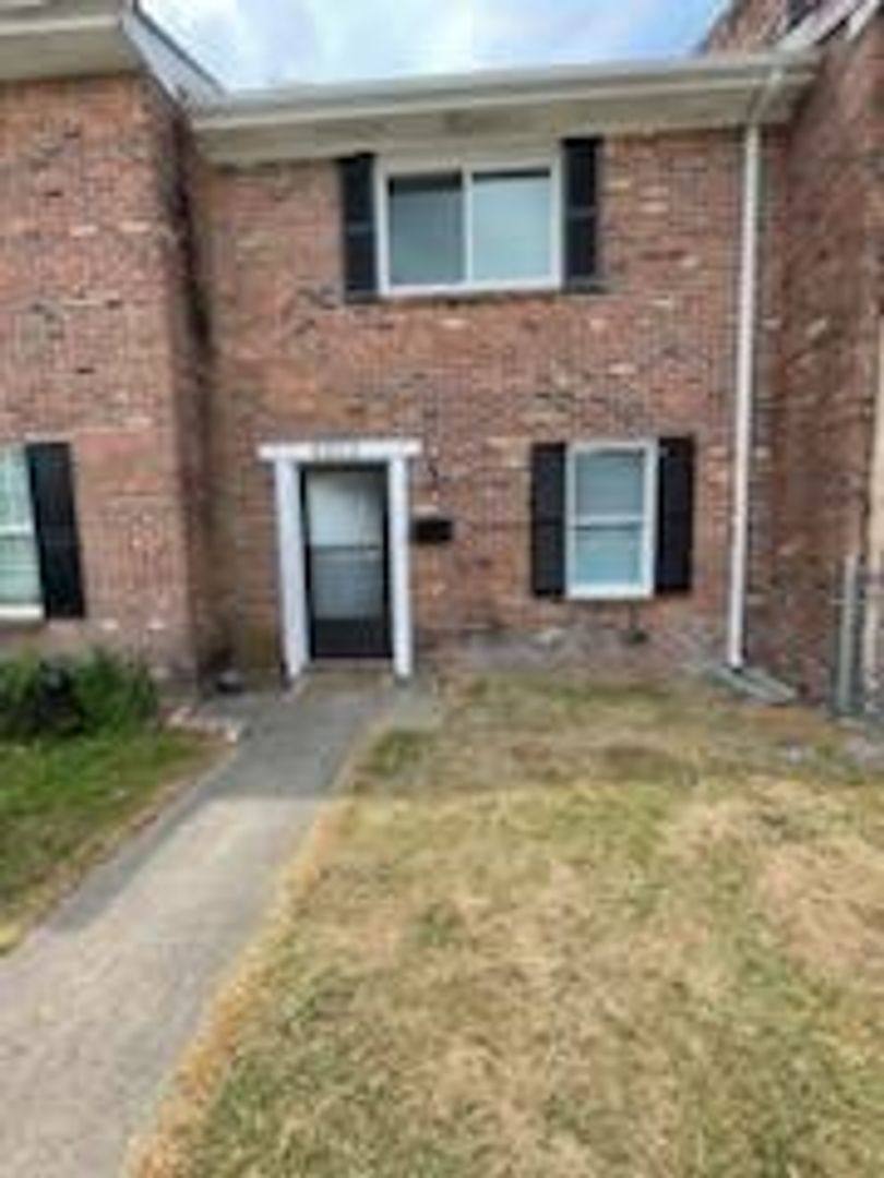 Townhouse for rent at 6935 Bonnot Dr, Norfolk, VA 23513