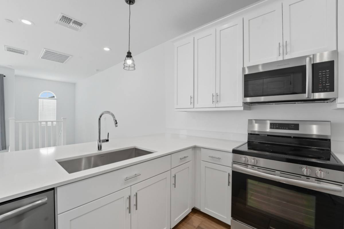 4161 E Pinto Dr, Gilbert, AZ 85296 - Townhouse for Rent - Image 3