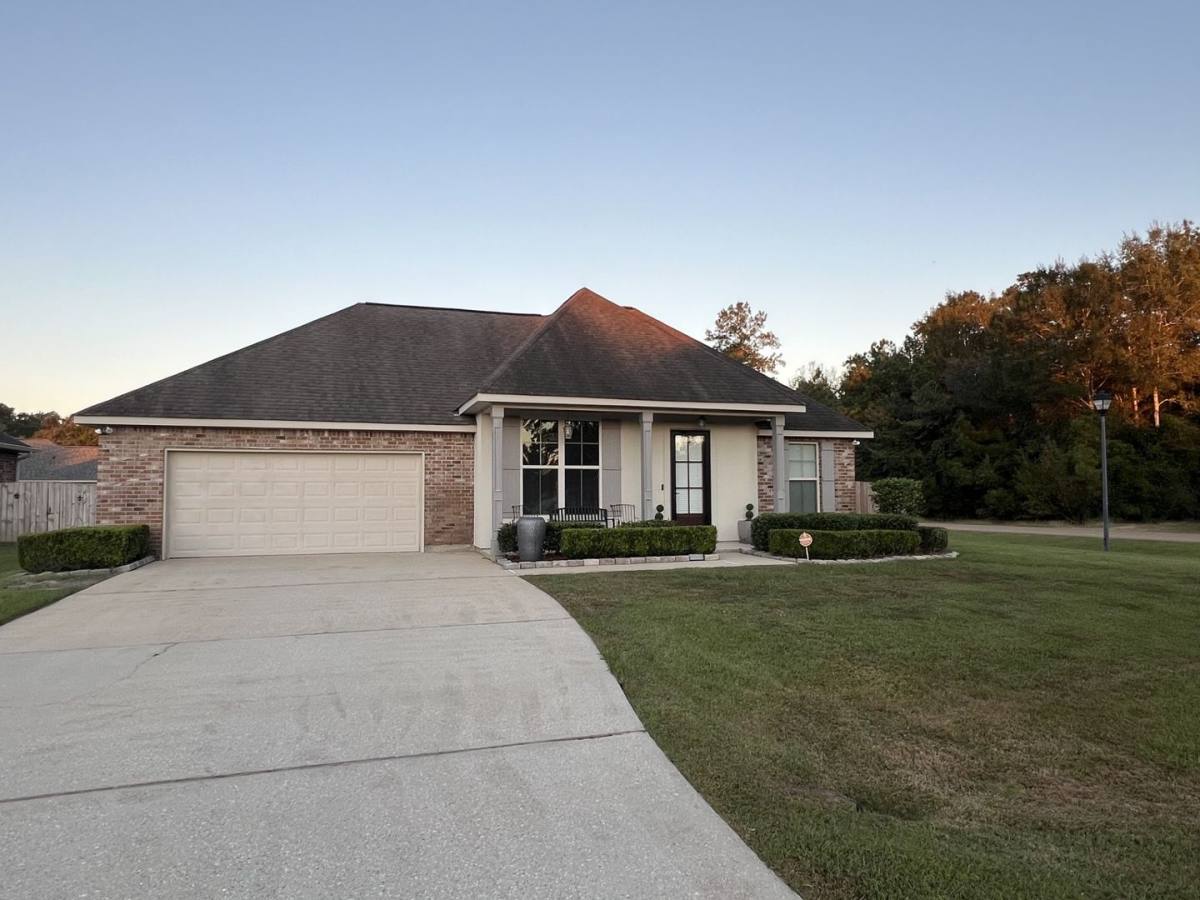 House for rent at 41229 Dove Landing, Ponchatoula, LA 70454