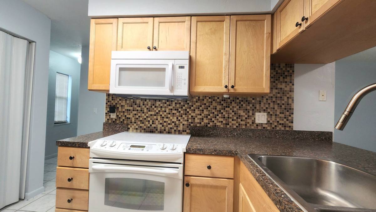 2735 SW 35th Place #307, Gainesville, FL 32608 - Apartment for Rent - Image 4