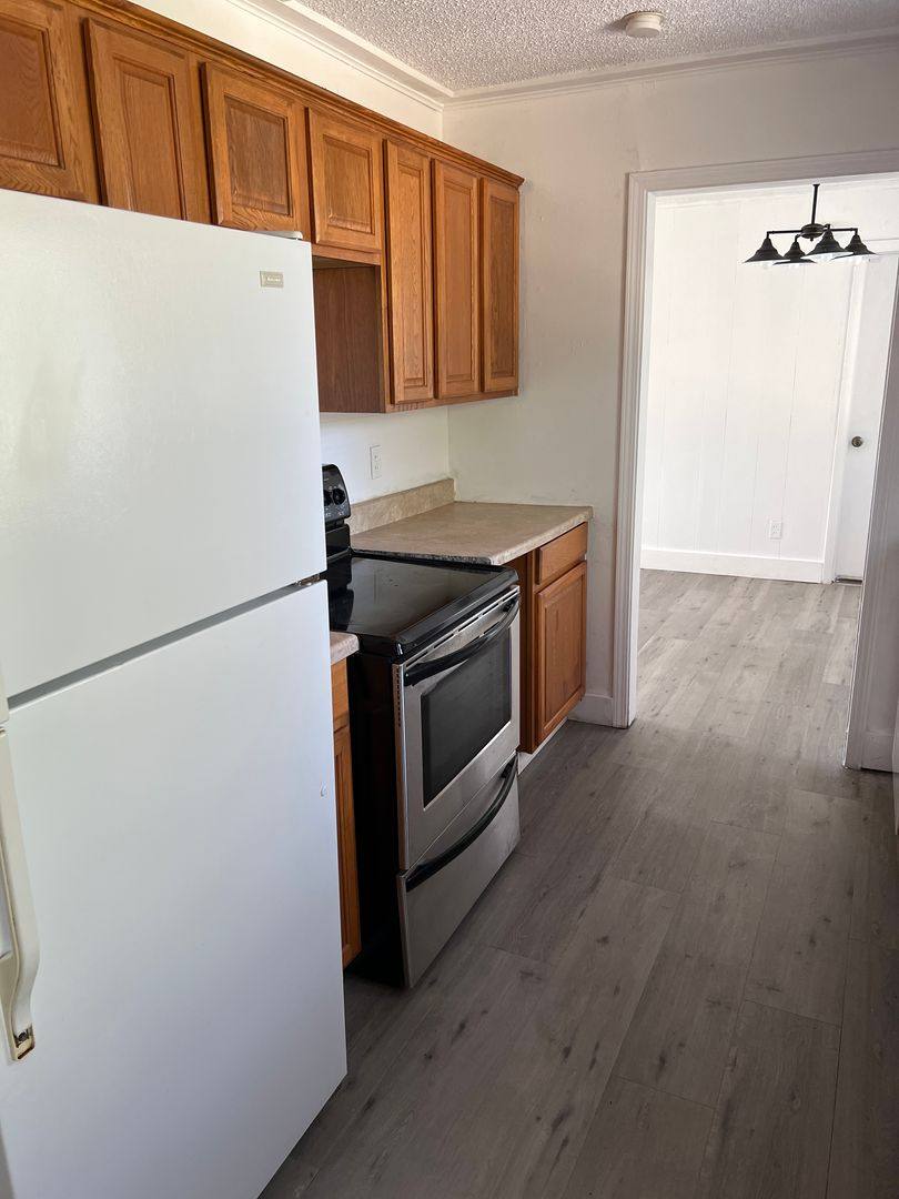 3643 SW Clare Ave, Topeka, KS 66611 - House for Rent - Image 8