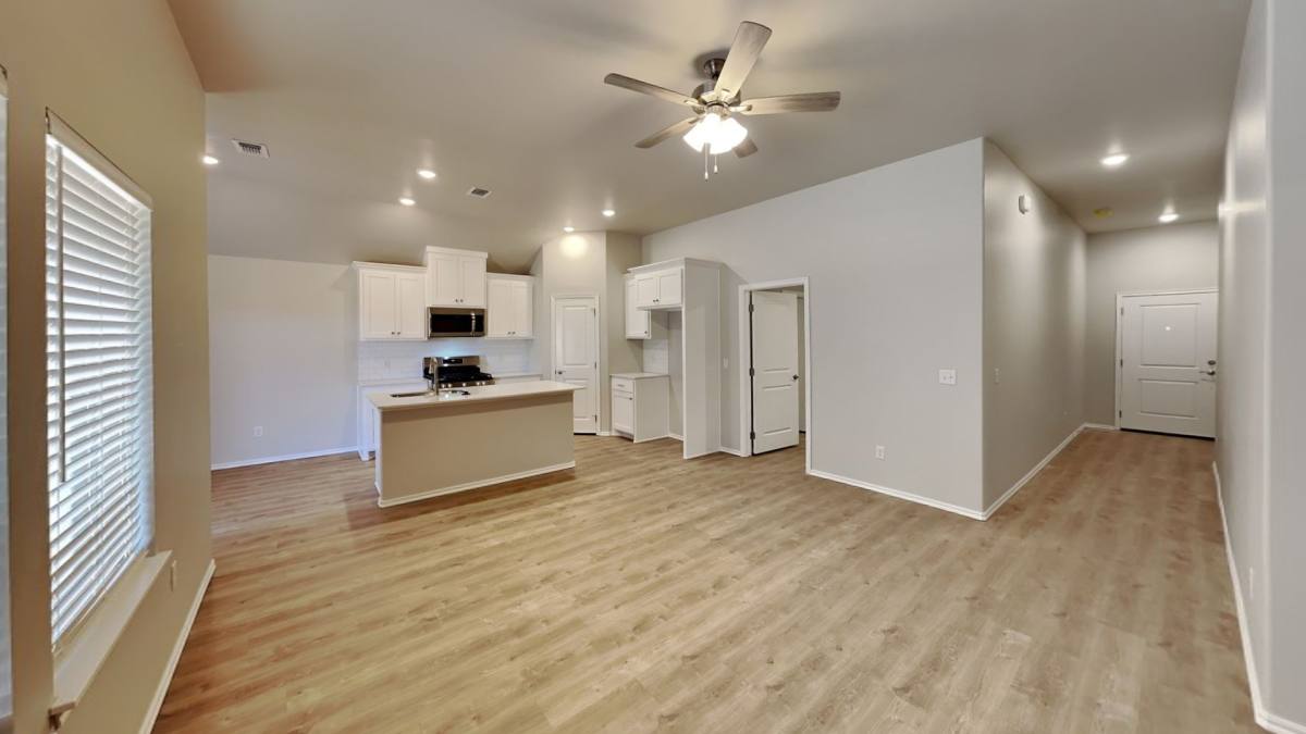 9016 NW 127th Terrace, Yukon, OK 73099 - House for Rent - Image 5