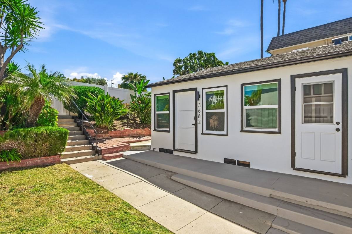 Apartment for rent at 3682 Villa Terrace, San Diego, CA 92104