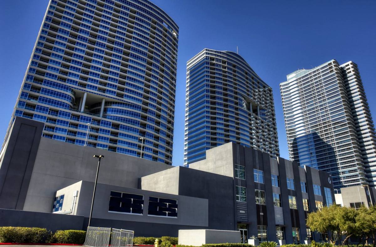 Apartment for rent at 4525 Dean Martin Dr #1907, Las Vegas, NV 89103