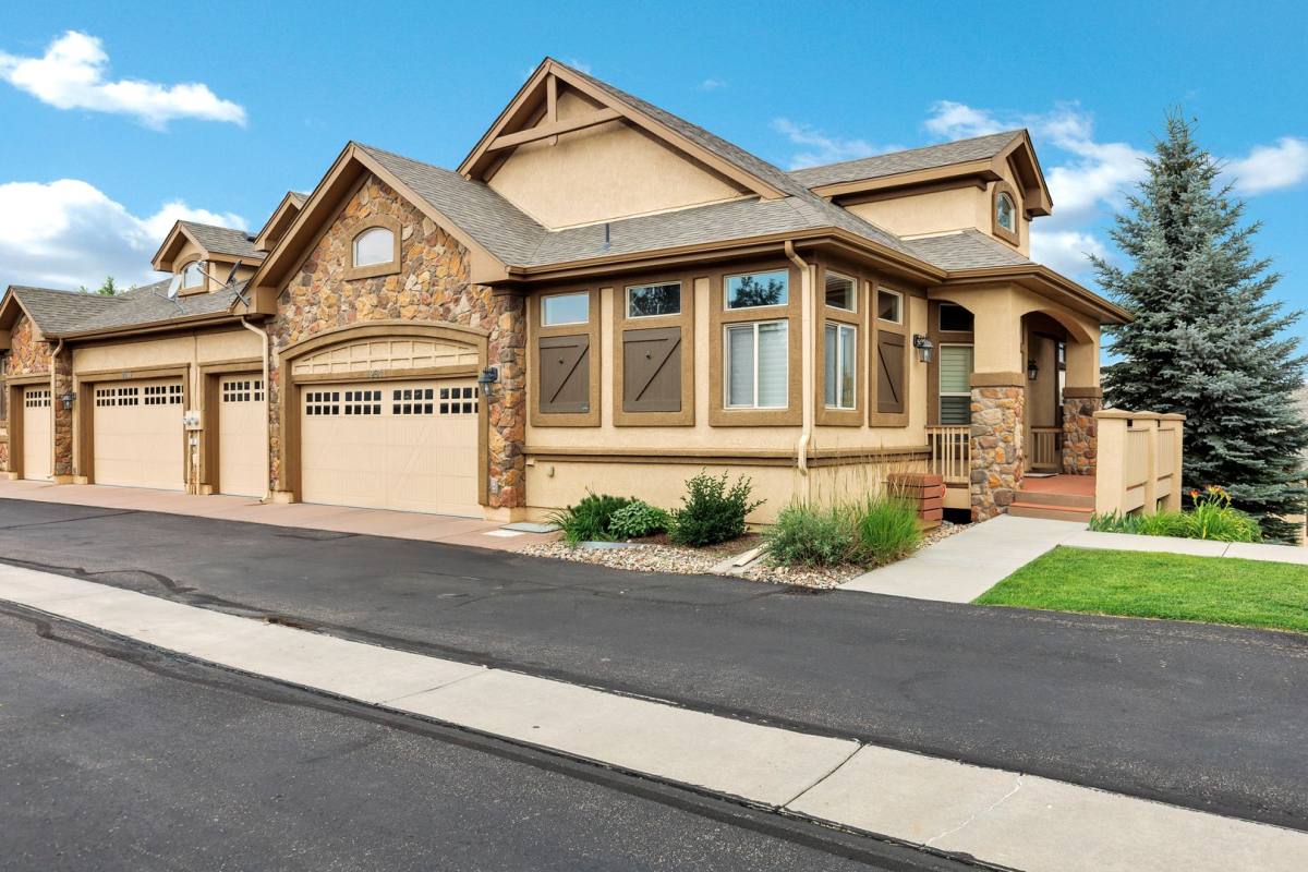 9611 Carriage Creek Point, Colorado Springs, CO 80920 - Townhouse for Rent - Image 1