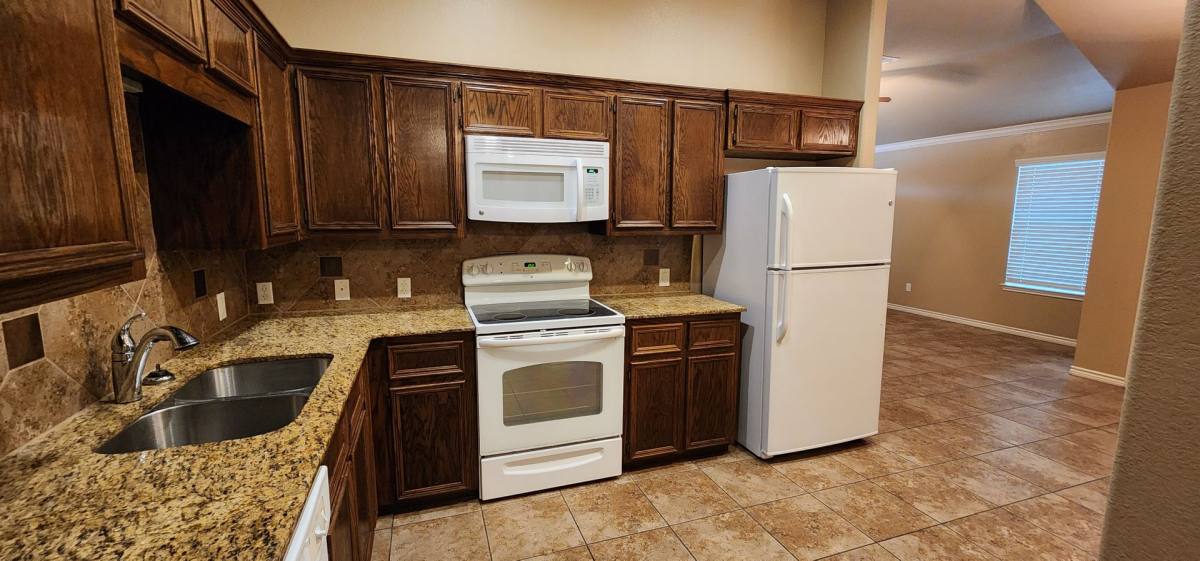4704 A Passion Flower Loop, Killeen, TX 76549 - Townhouse for Rent - Image 9