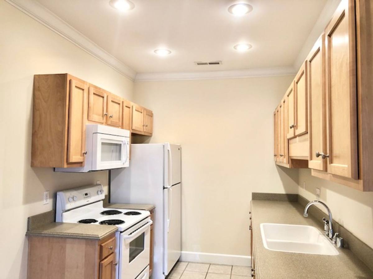 Point-of-View, 15 Pointview Court, Paducah, KY 42001 - Apartment for Rent - Image 2