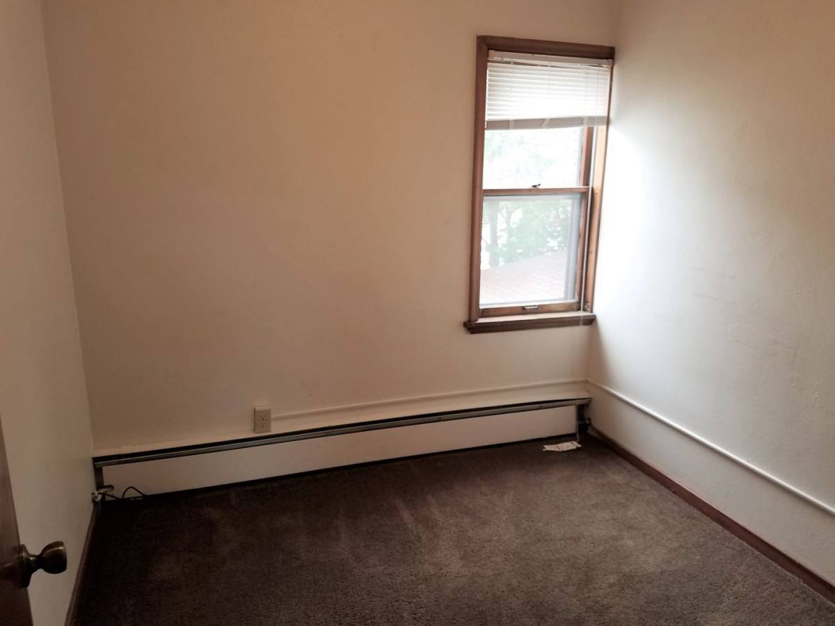 1400 Pine St, La Crosse, WI 54601 - Apartment for Rent - Image 2
