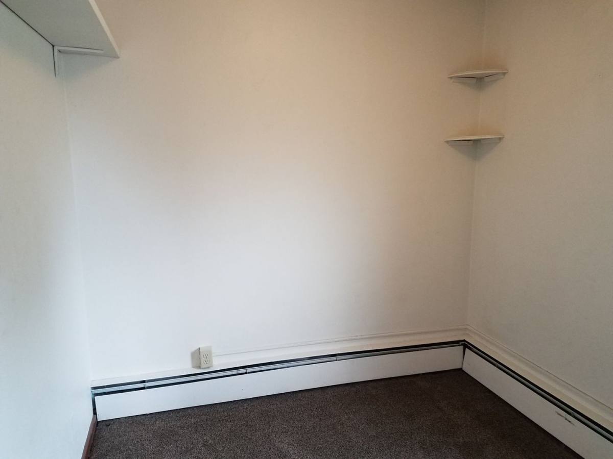 1400 Pine St, La Crosse, WI 54601 - Apartment for Rent - Image 9