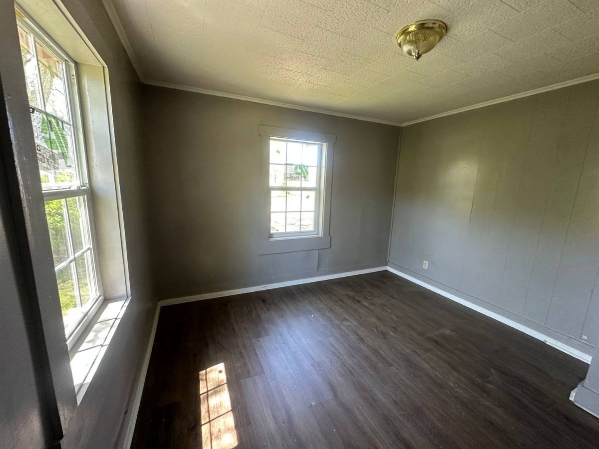 832 I St NW, Miami, OK 74354 - House for Rent - Image 4