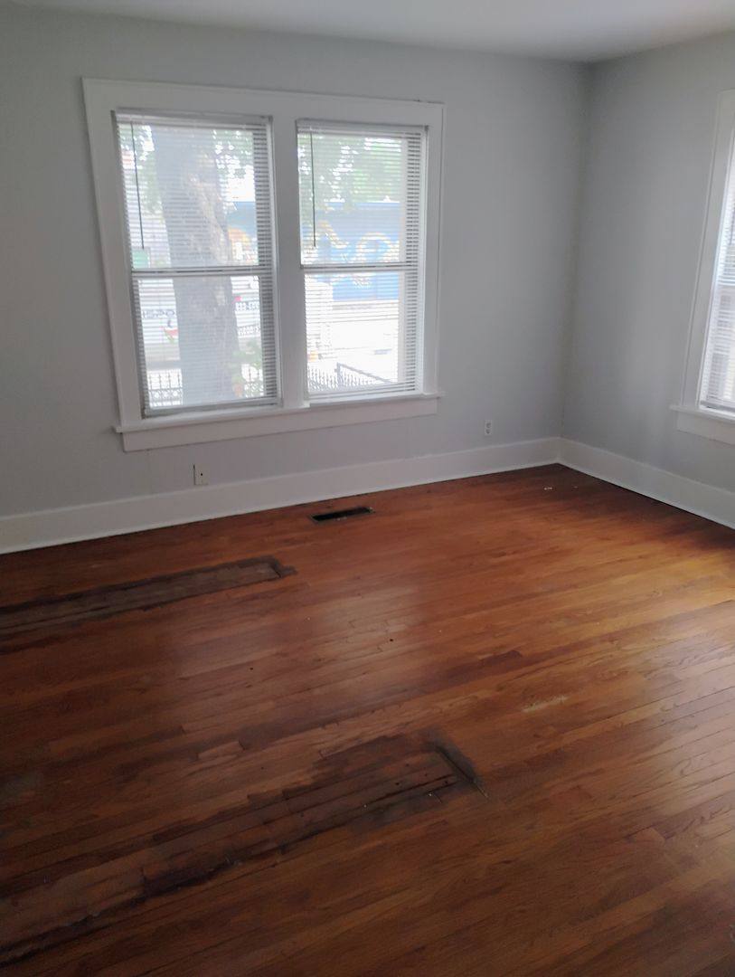 Apartment for rent at Historic Kamp's Court, 1400 NW 25th St, Oklahoma City, OK 73106