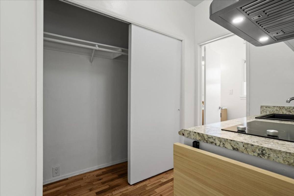 1646 Berkeley St, Santa Monica, CA 90404 - Apartment for Rent - Image 6