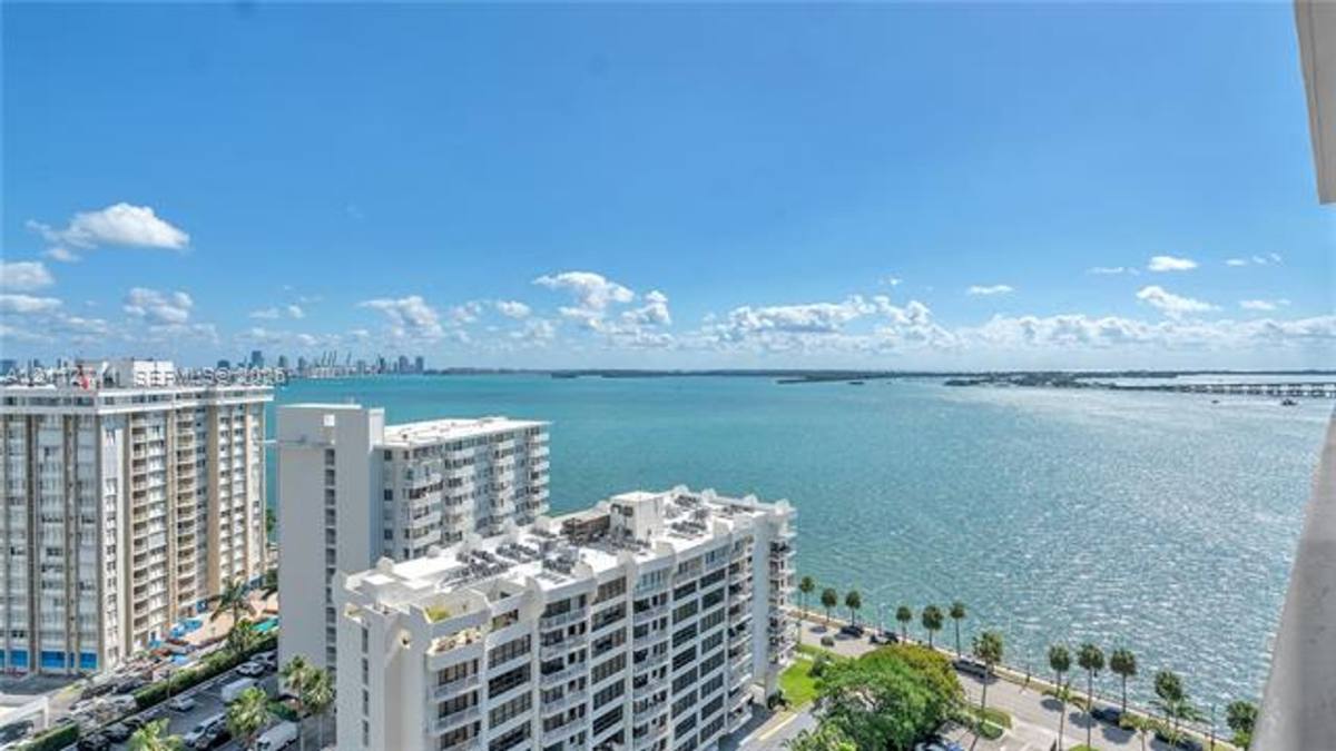 1450 Brickell Bay Dr #1911, Miami, FL 33131 - Condo for Rent - Image 4