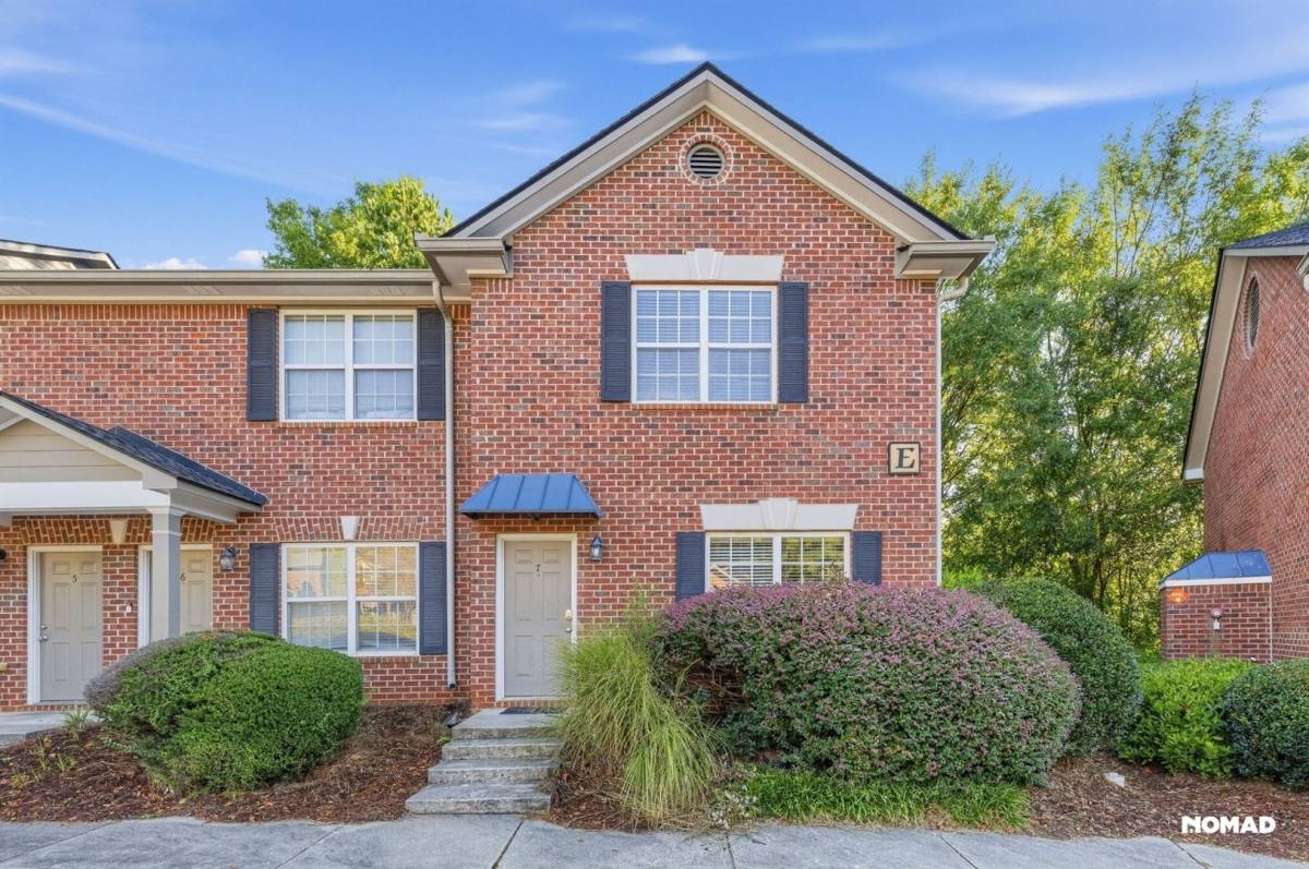 460 Barnett Shoals Rd #E7, Athens, GA 30605 - Condo for Rent - Image 1