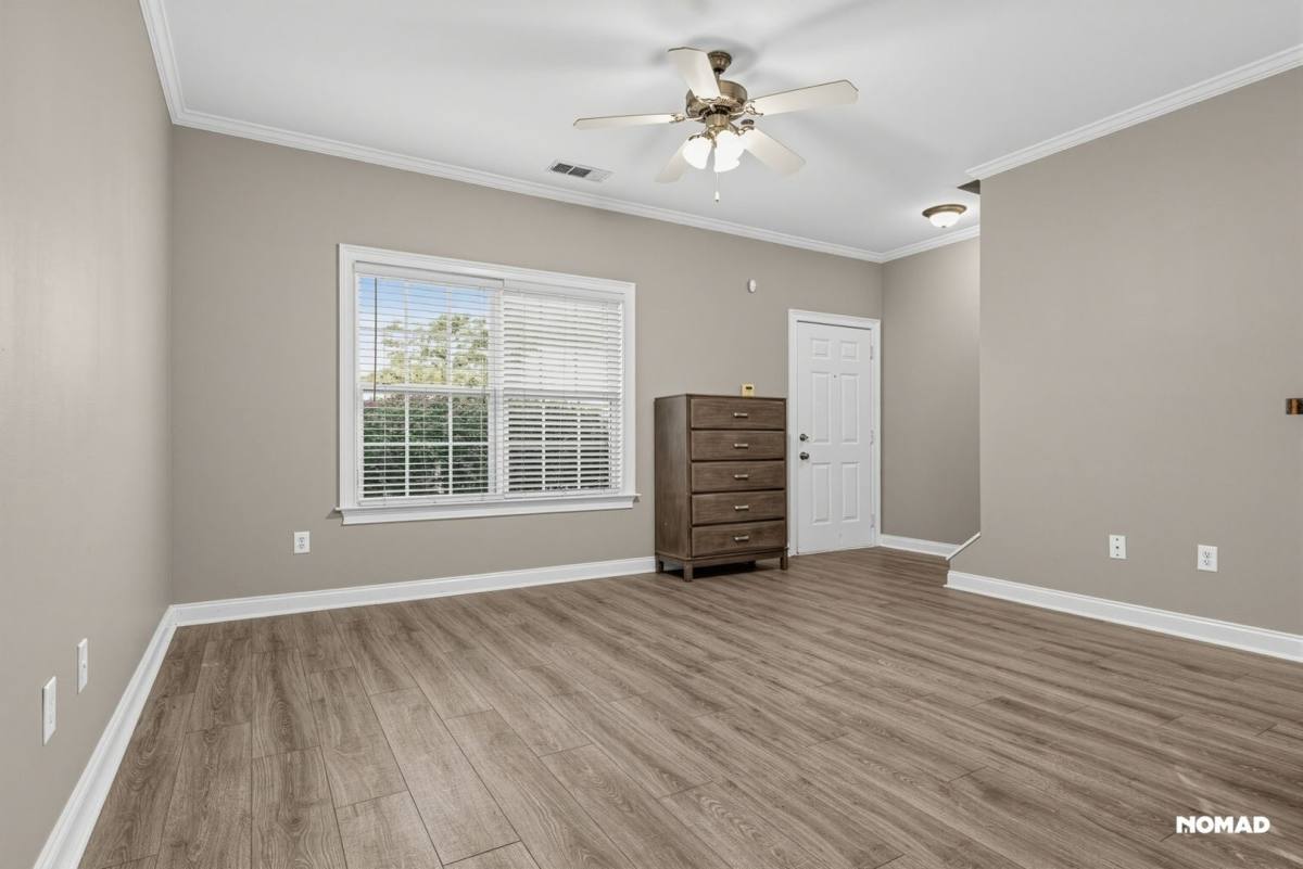 460 Barnett Shoals Rd #E7, Athens, GA 30605 - Condo for Rent - Image 2