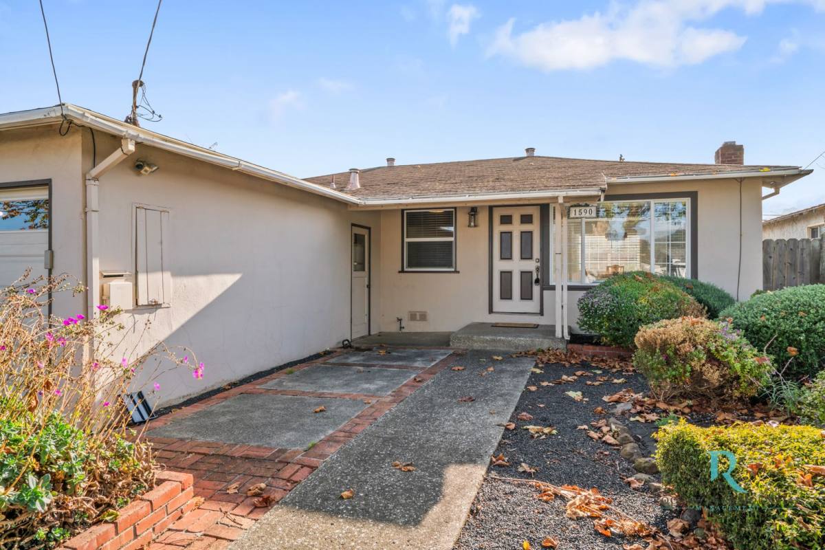 1590 Flores Dr, Pacifica, CA 94044 - House for Rent - Image 2
