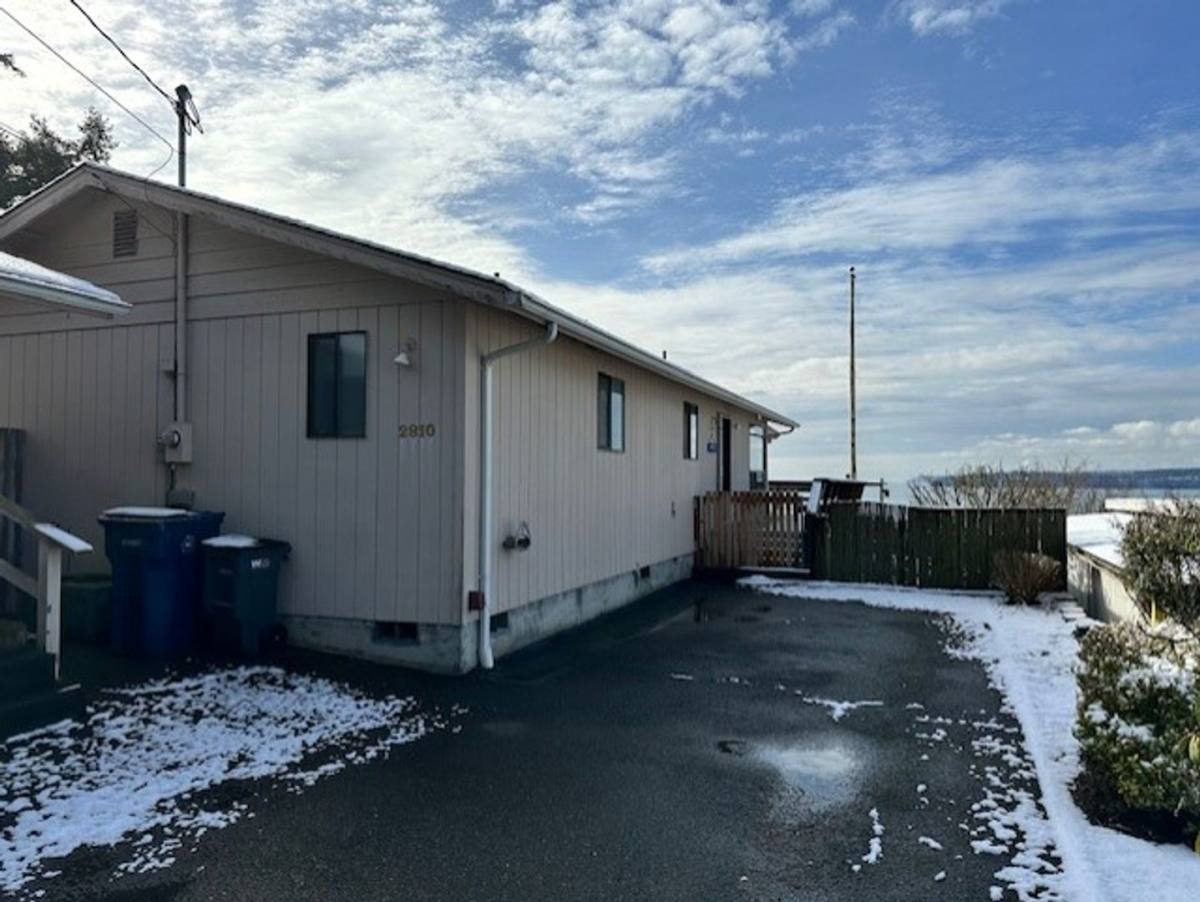House for rent at 2810 Mission Beach Heights Rd, Marysville, WA 98271
