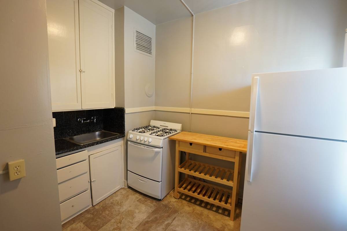 Art Deco In Midtown at Chrisler, 2210 I St, Sacramento, CA 95816 - Apartment for Rent - Image 10