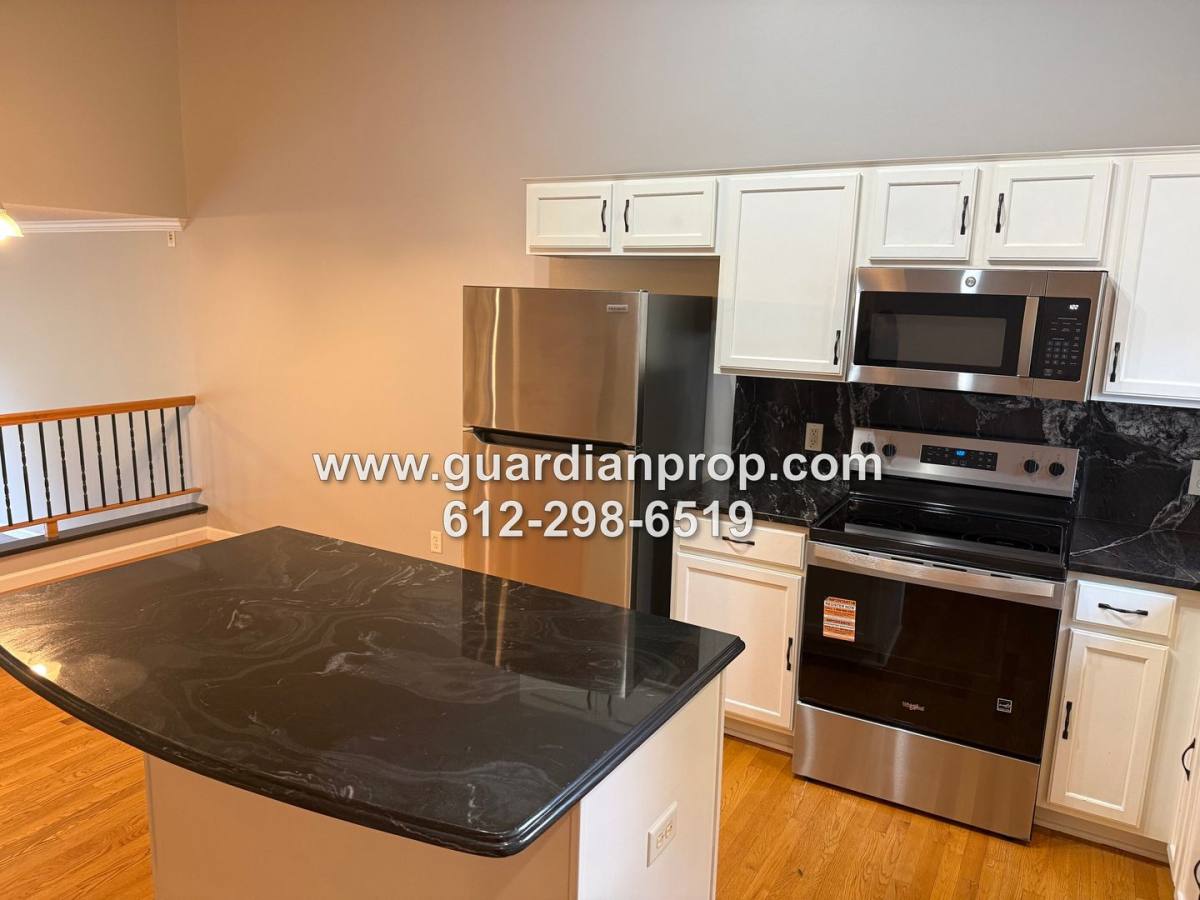 2290 Downing Ave, Shakopee, MN 55379 - Townhouse for Rent - Image 4