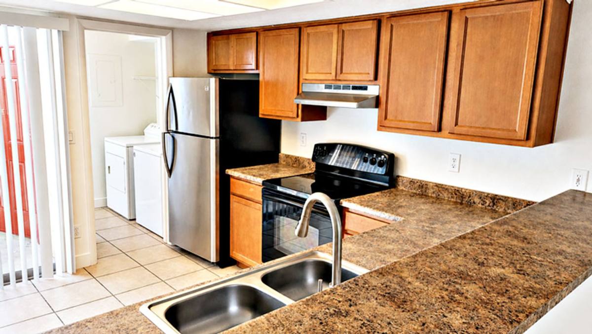 4828 W Orangewood Ave #131, Glendale, AZ 85301 - Townhouse for Rent - Image 1