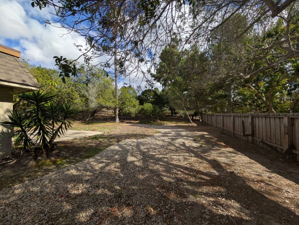 2042 Valley Rd, Oceanside, CA 92054 - House for Rent - Image 2