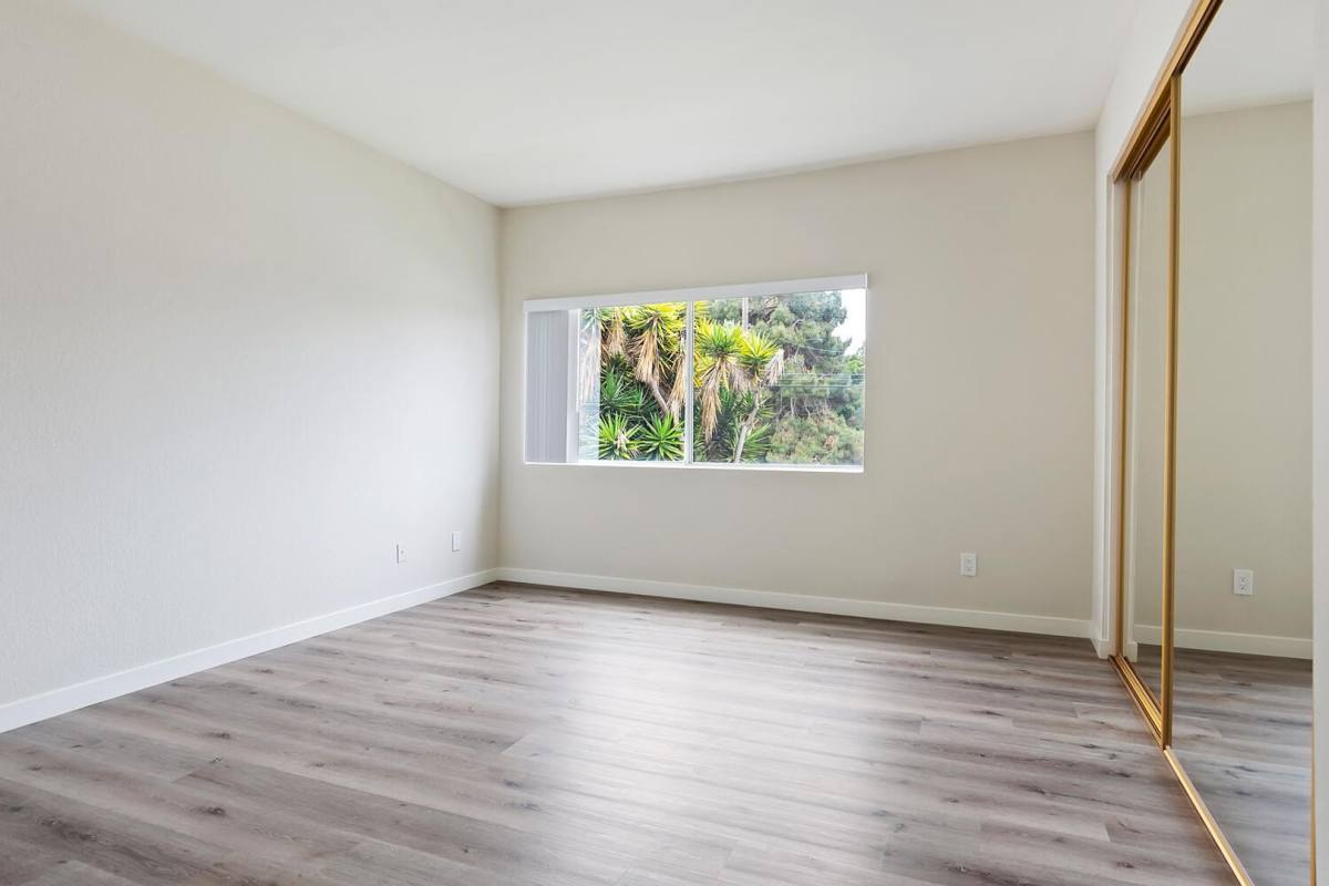 Vista Court Apartment Homes, 5200 Inglewood Blvd, Culver City, CA 90230 - Apartment for Rent - Image 7